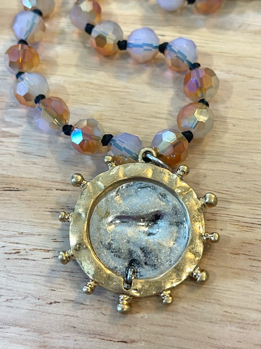 🌑ZARA Horse Coin Pendant Knotted Faceted Glass Beaded Necklace 24”🌑 - Picture 4 of 4
